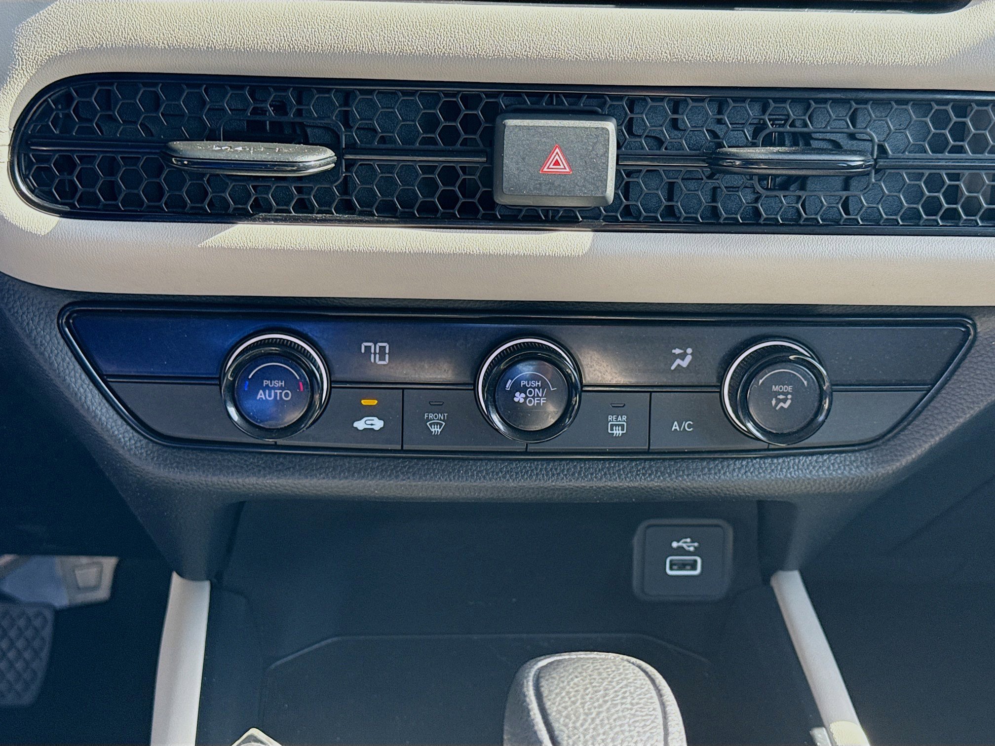 Certified 2025 Honda HR-V LX image 14