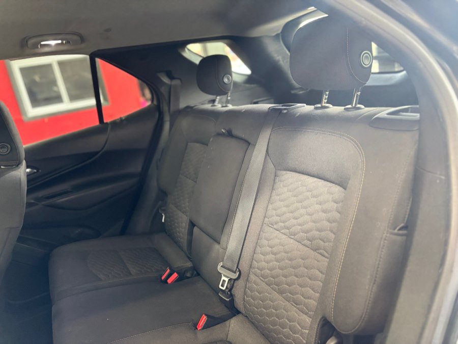 Used 2019 Chevrolet Equinox LT w/ Driver Convenience Package FWD image 14