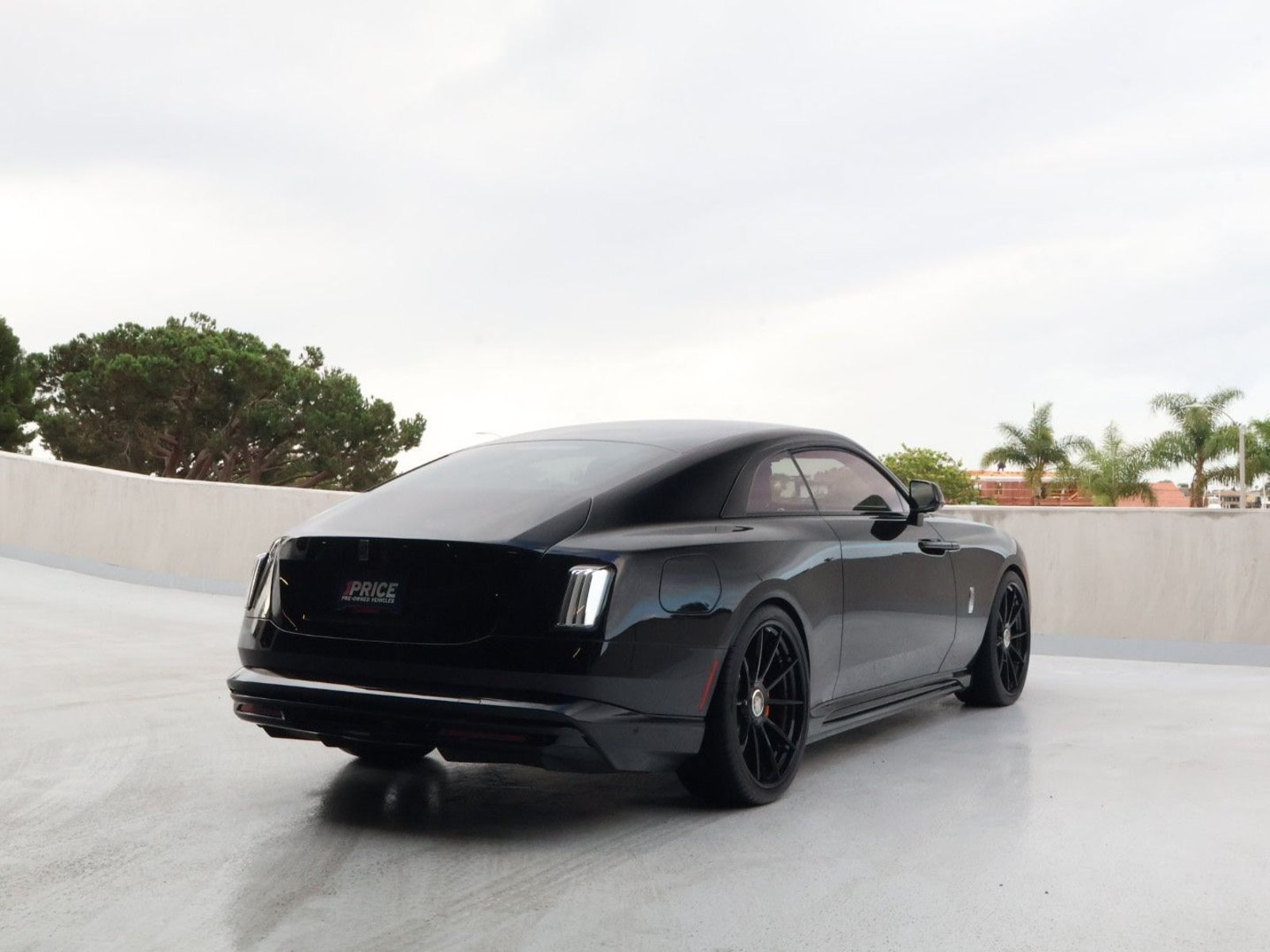 Used 2024 Rolls-Royce Spectre AWD/4WD image 9