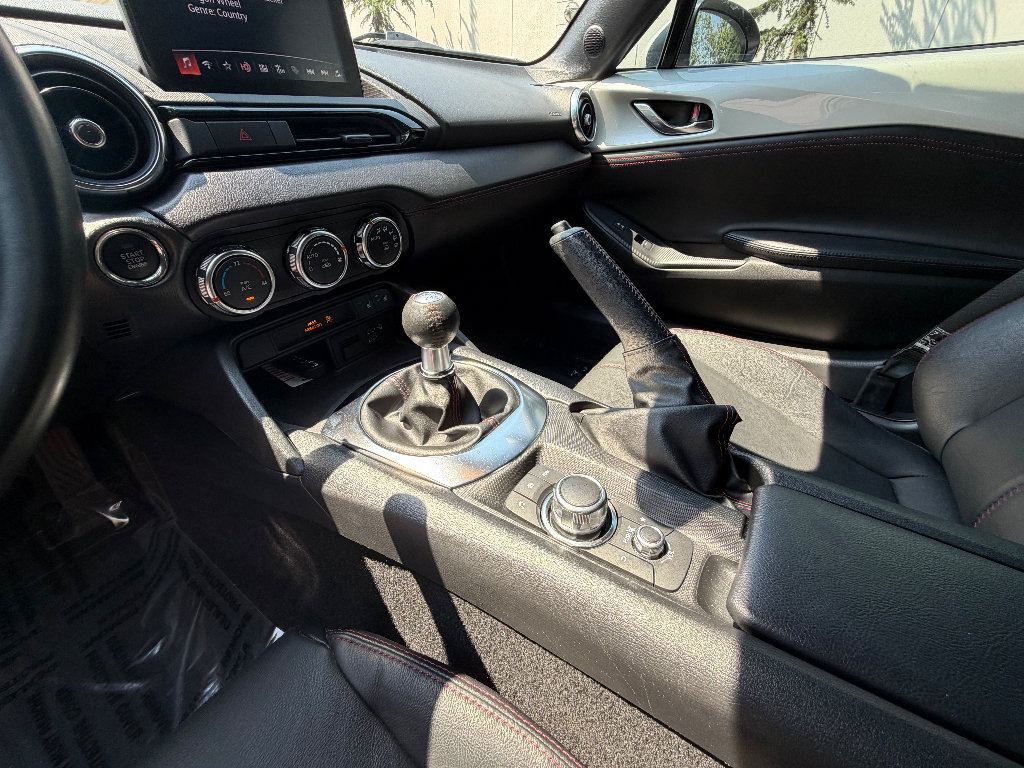 Used 2018 MAZDA MX-5 Miata Grand Touring RWD image 27