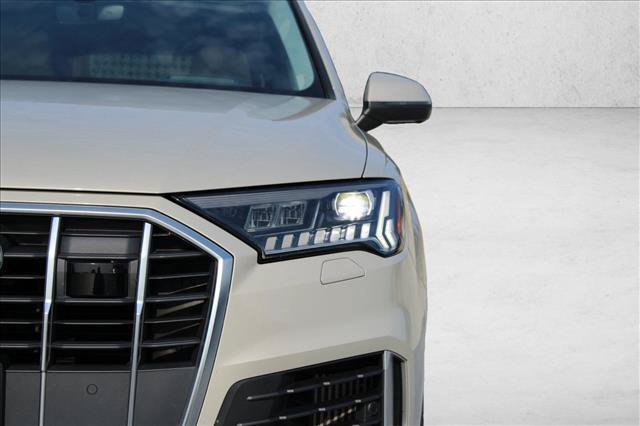 Used 2020 Audi Q7 3.0T Prestige AWD/4WD image 4