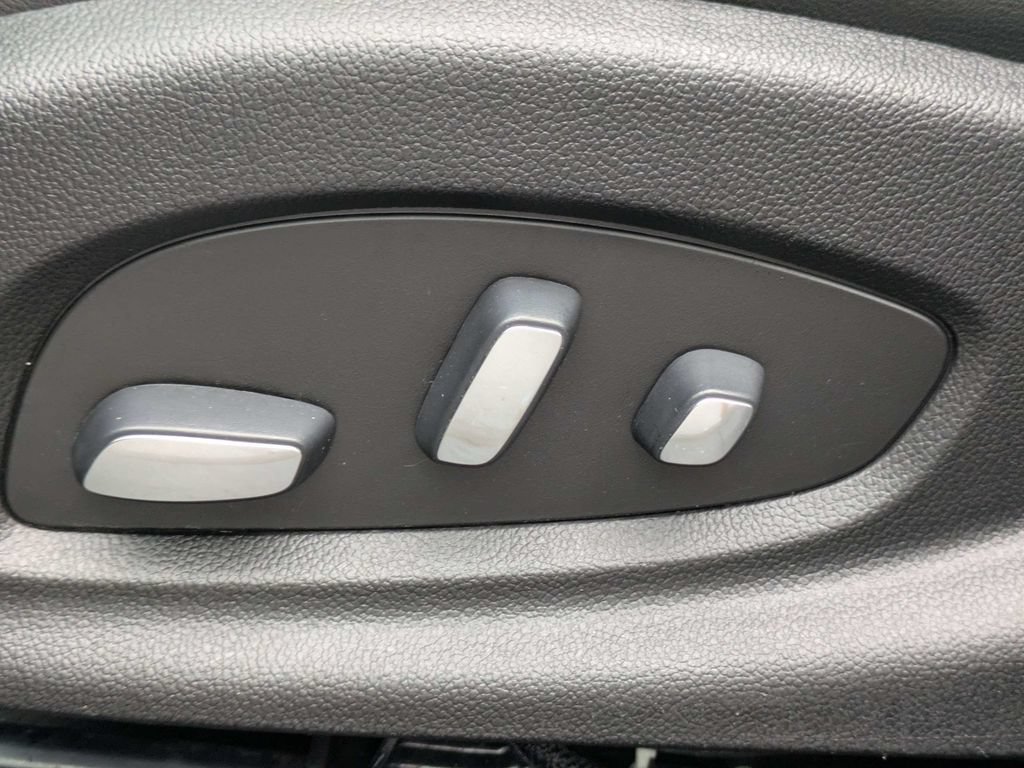 Used 2019 Cadillac XTS Luxury FWD image 20