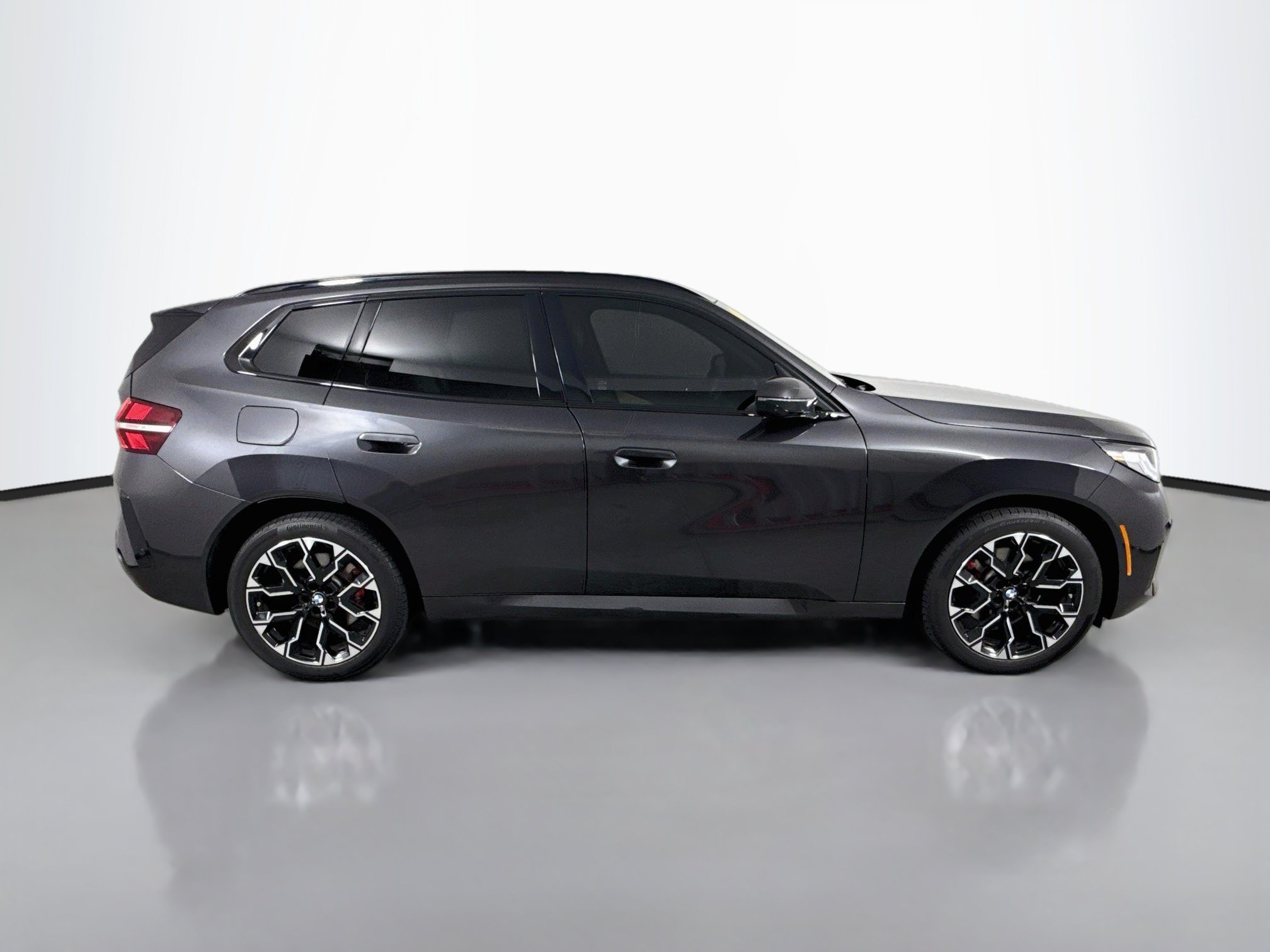 Used 2025 BMW X3 xDrive30i w/ Premium Package AWD/4WD image 8