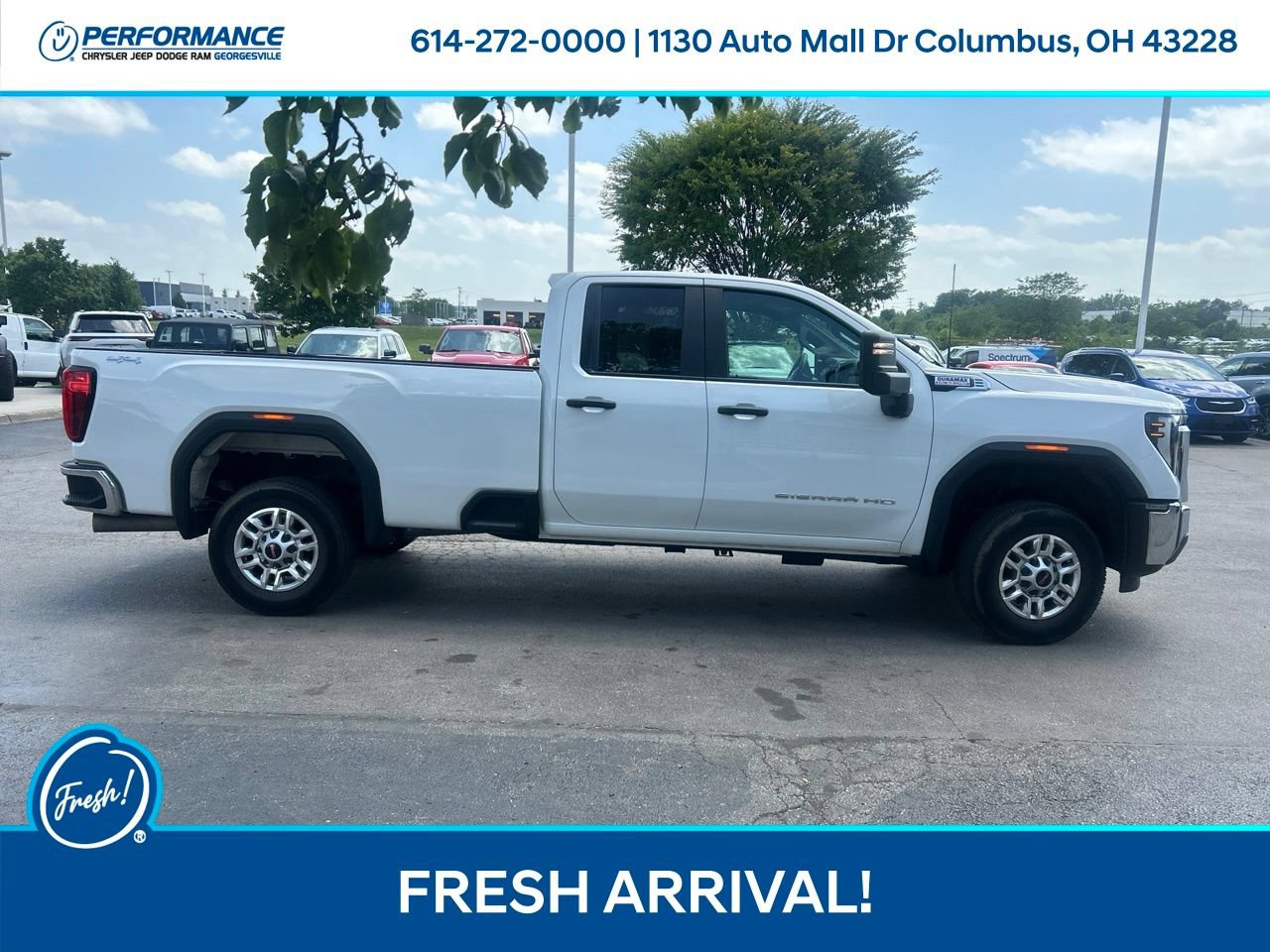 Used 2024 GMC Sierra 2500 Pro AWD/4WD image 3