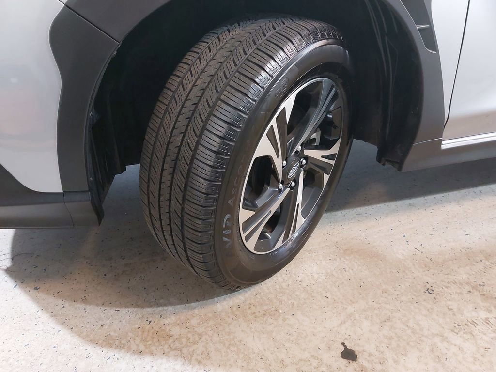 Used 2024 Subaru Crosstrek 2.0i Premium image 34