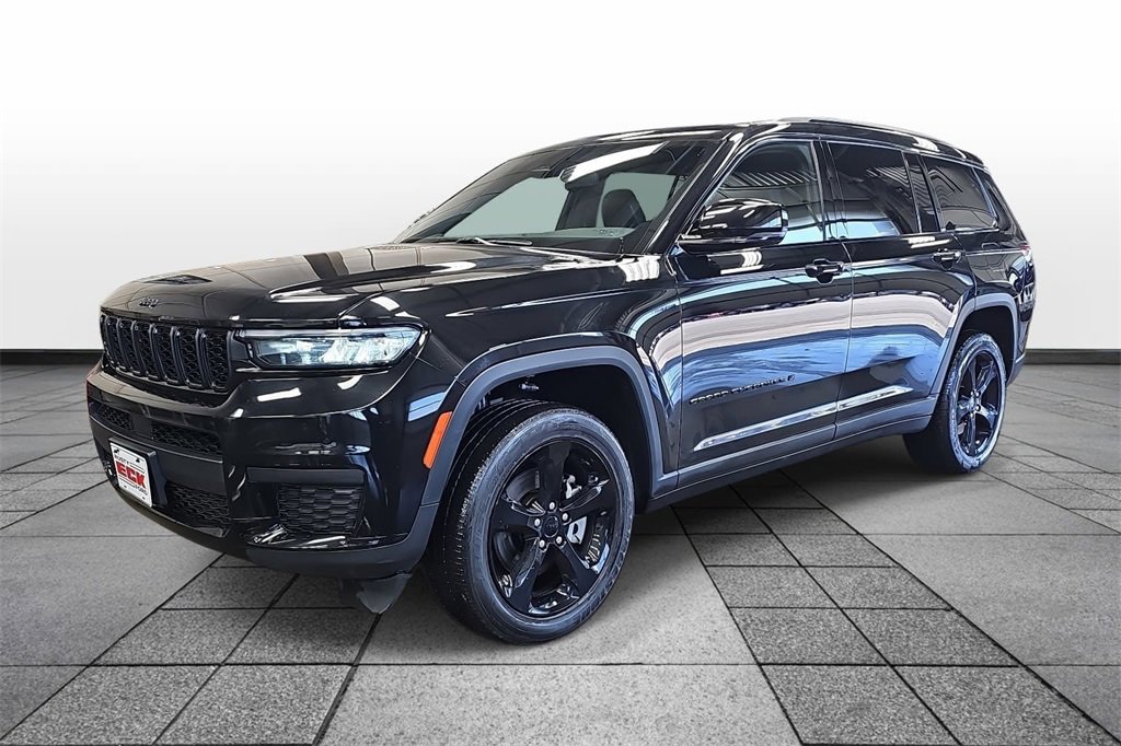 Used 2023 Jeep Grand Cherokee L Laredo