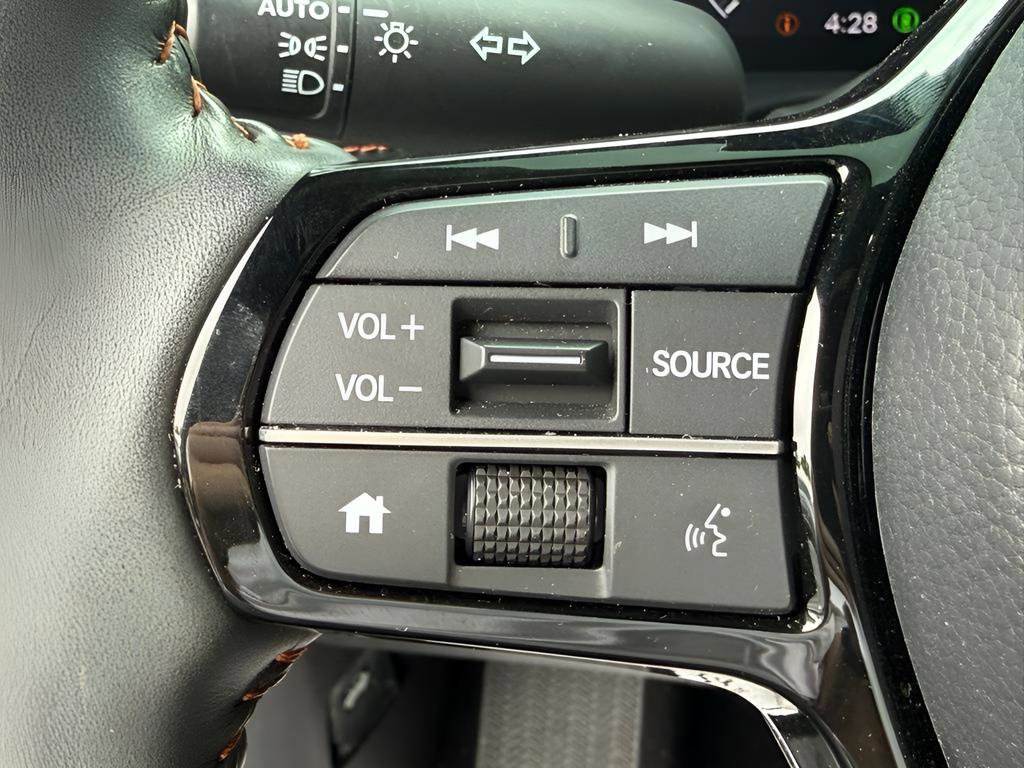 Certified 2024 Honda HR-V Sport image 15