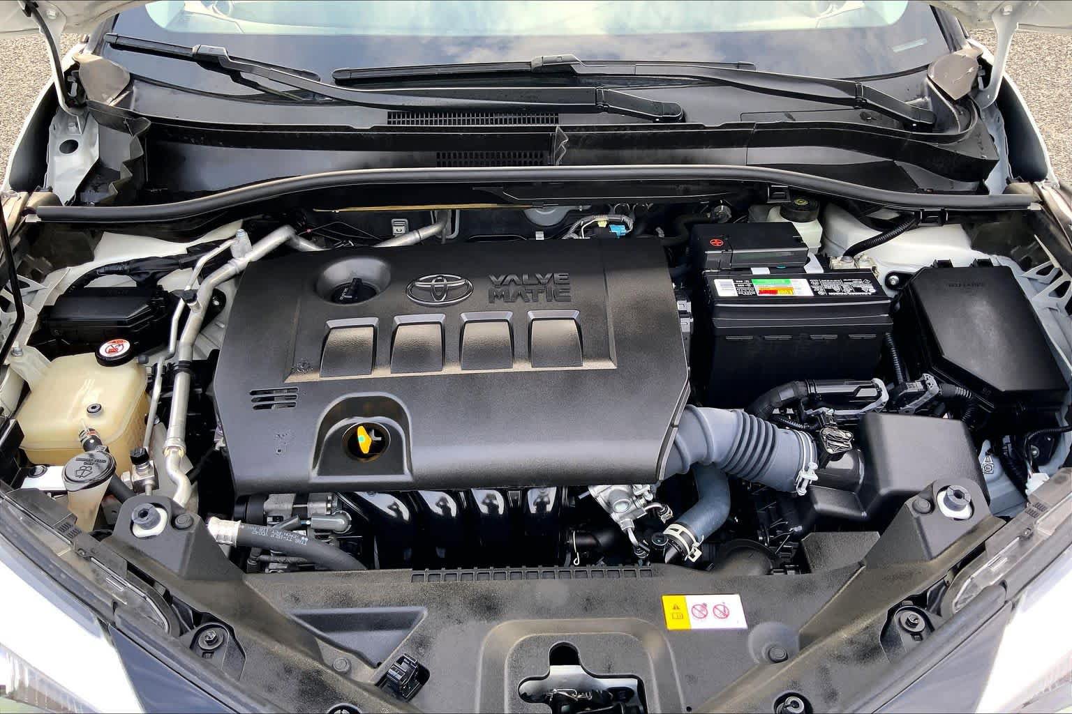 Used 2021 Toyota C-HR LE FWD image 31