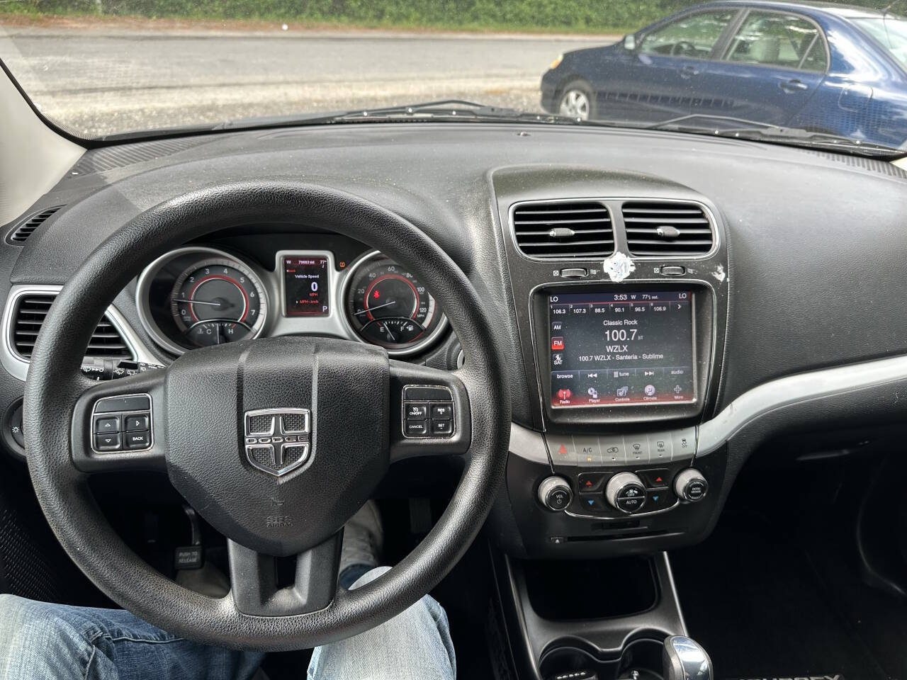 Used 2011 Dodge Journey Mainstreet w/ Safe & Sound Group FWD image 4