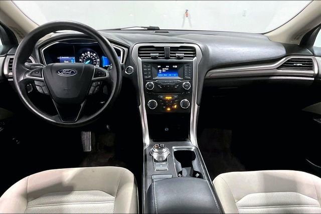 Used 2017 Ford Fusion S image 7