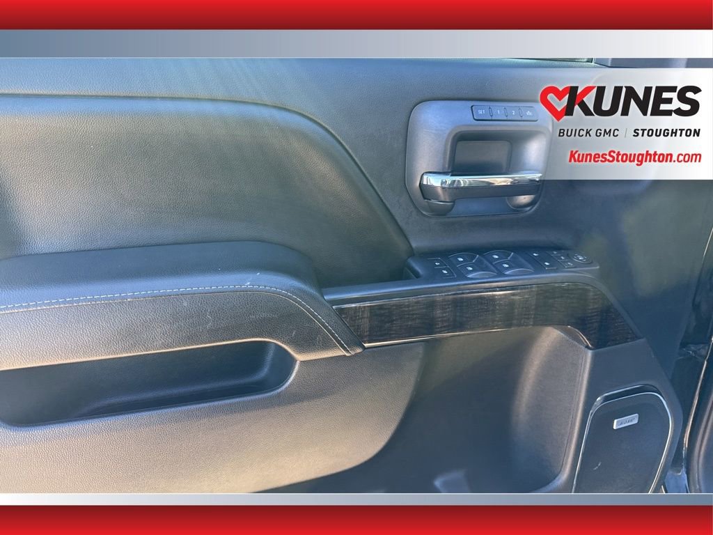 Used 2015 GMC Sierra 2500 Denali w/ Driver Alert Package image 19