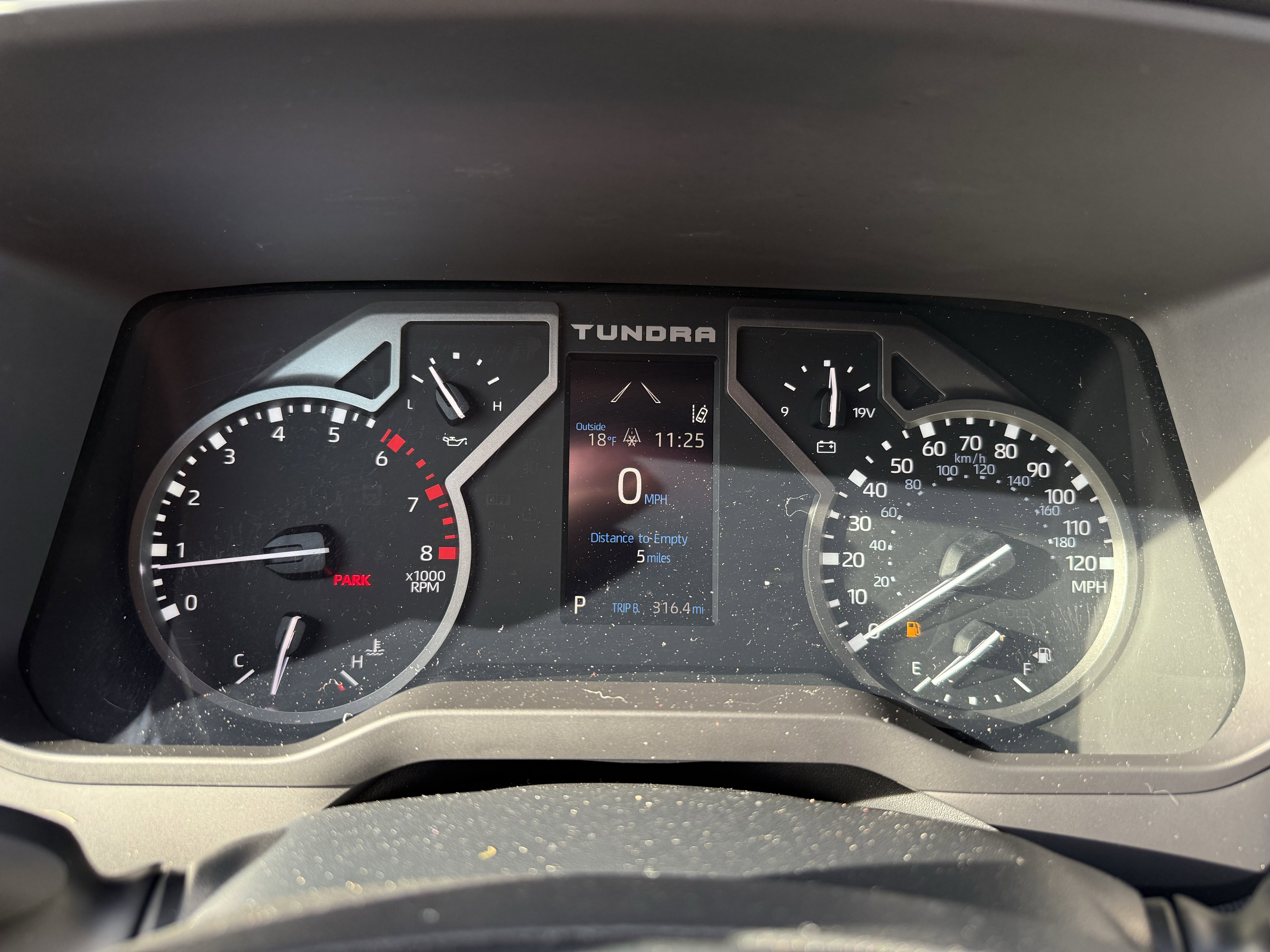 Used 2022 Toyota Tundra Limited image 17