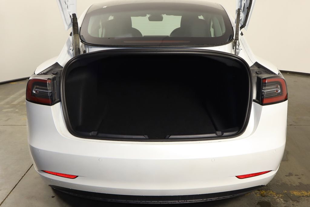 Used 2022 Tesla Model 3 image 15