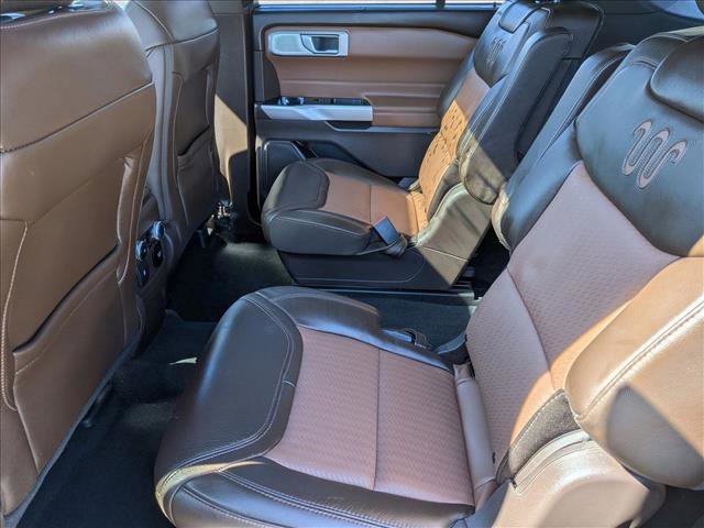 Used 2023 Ford Explorer King Ranch w/ Technology Package image 18