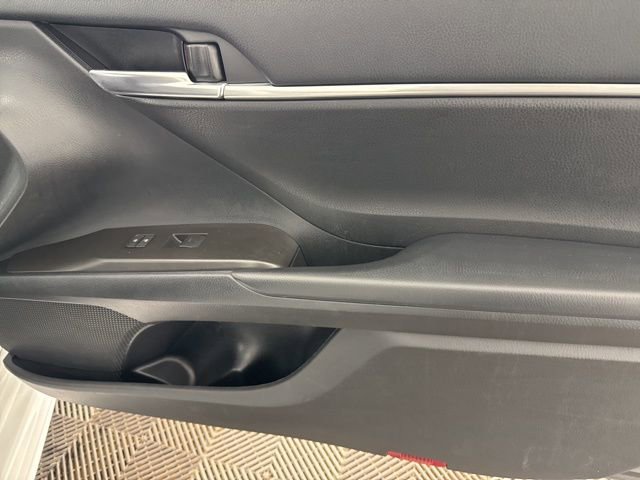 Used 2021 Toyota Camry SE image 29