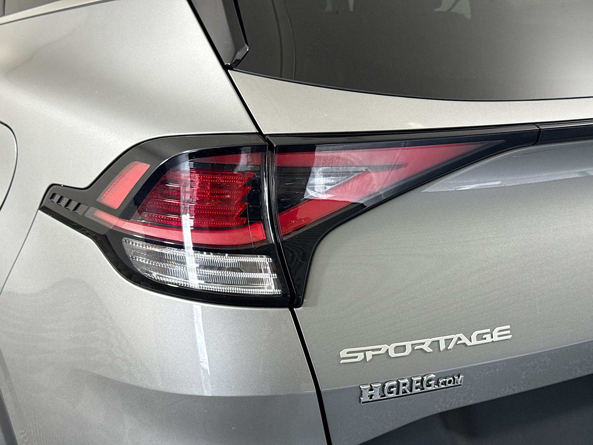 Used 2024 Kia Sportage LX FWD image 35