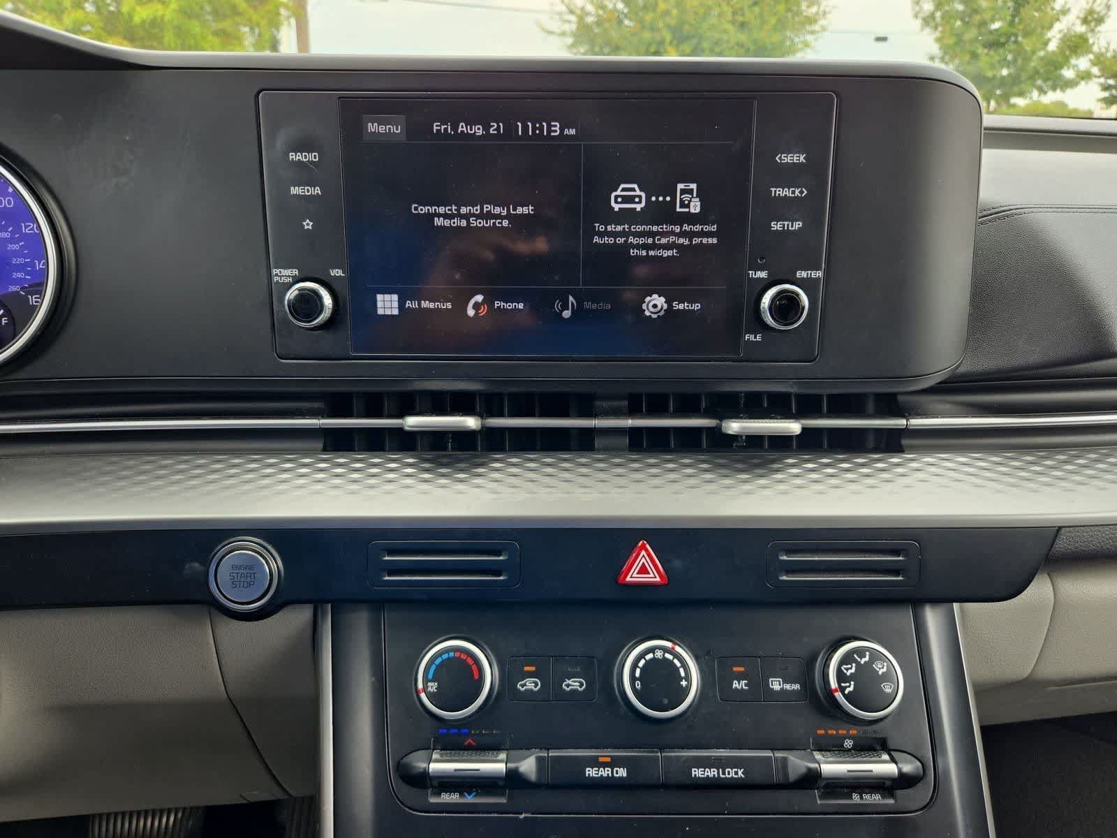 Certified 2022 Kia Carnival LX FWD image 25