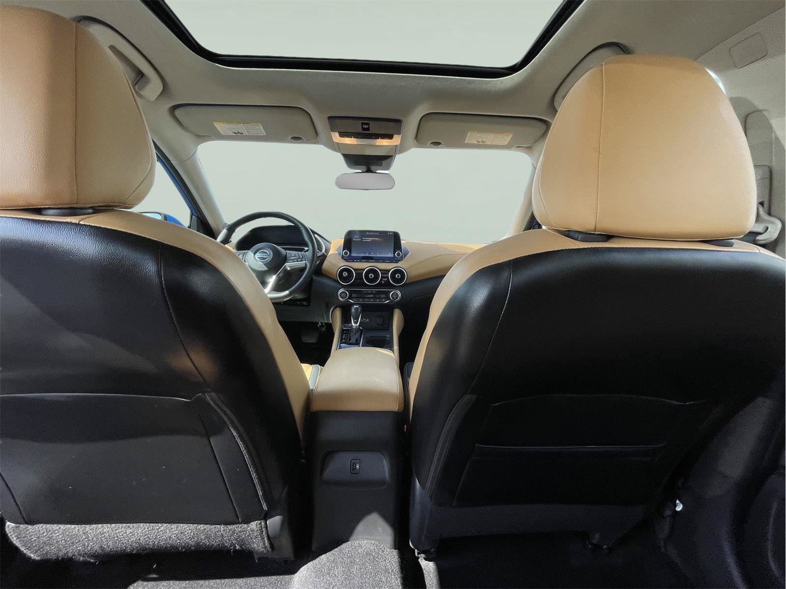 Used 2023 Nissan Sentra SV w/ SV Premium Package FWD image 16