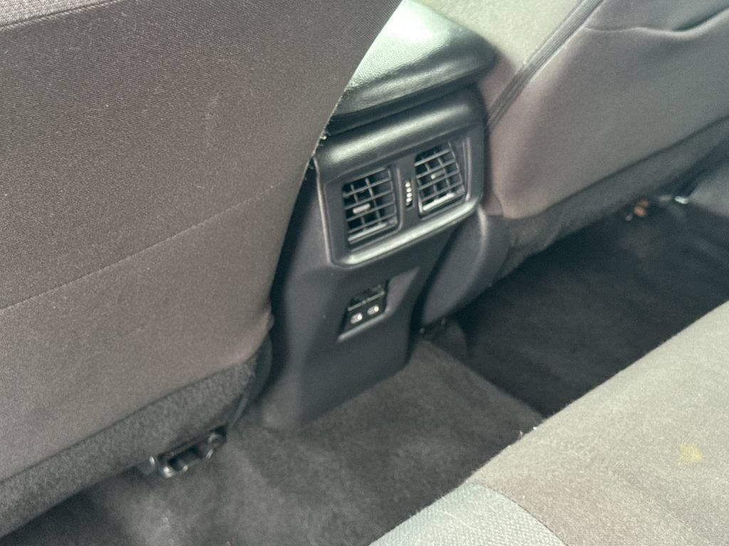 Used 2025 Toyota RAV4 XLE w/ Weather Package AWD/4WD image 37