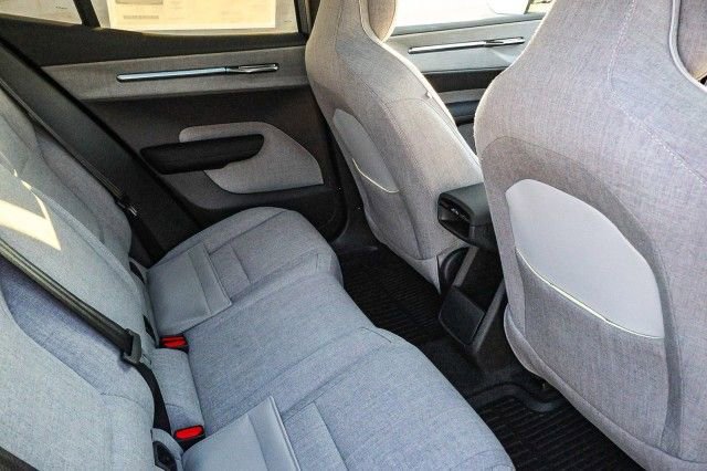 New 2025 Volvo EX30 Ultra w/ Protection Package Premier AWD/4WD image 13