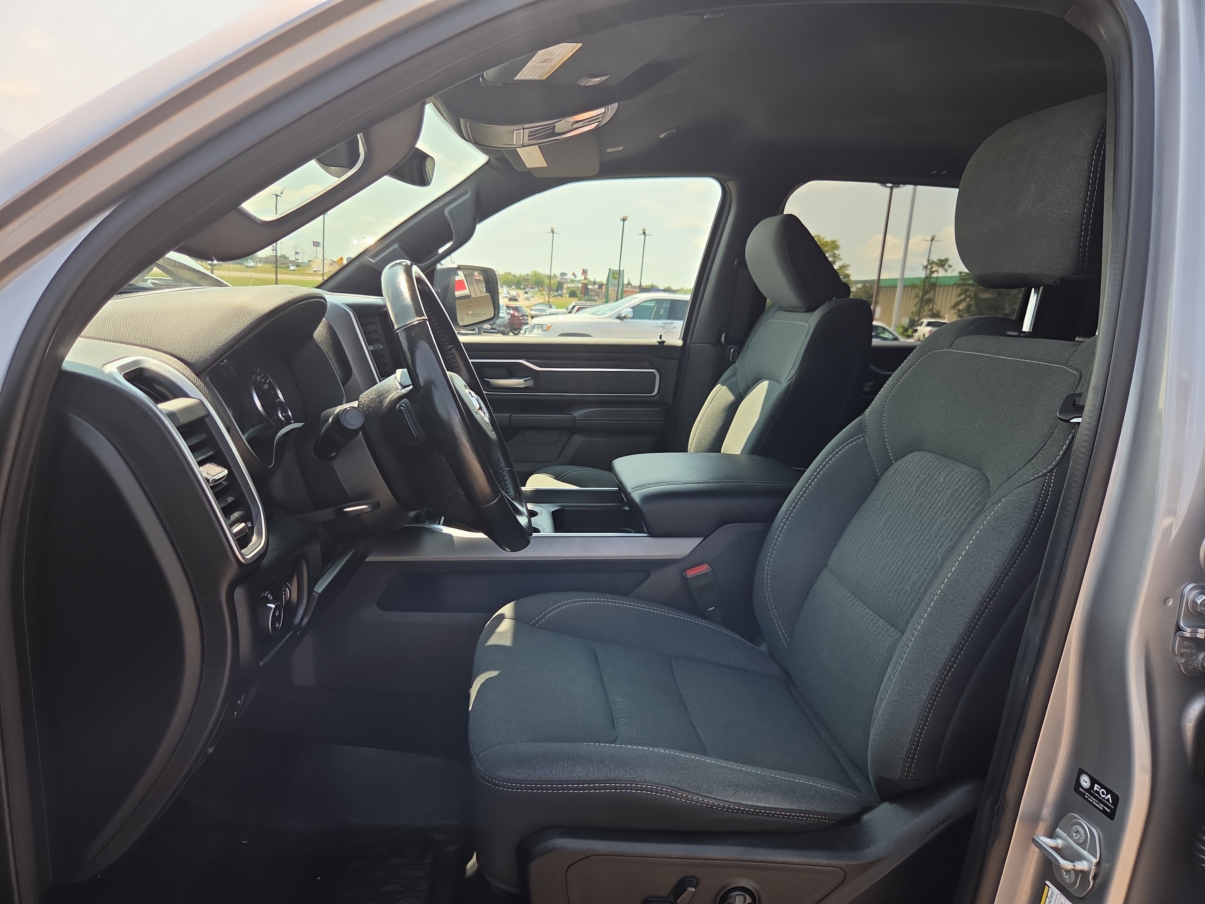 Used 2021 RAM 1500 Big Horn AWD/4WD image 2