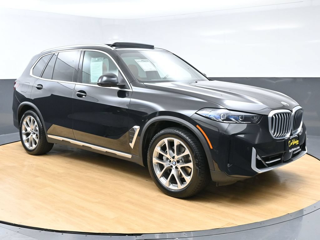 Used 2024 BMW X5 xDrive40i w/ Premium Package AWD/4WD image 11