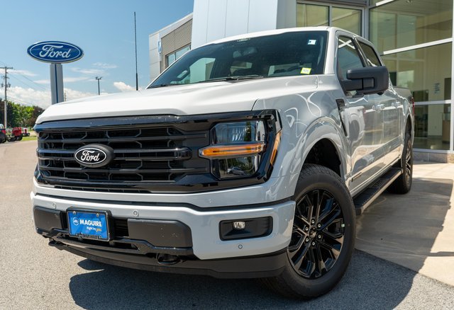 New 2026 Ford F150 XLT w/ Equipment Group 302A MID