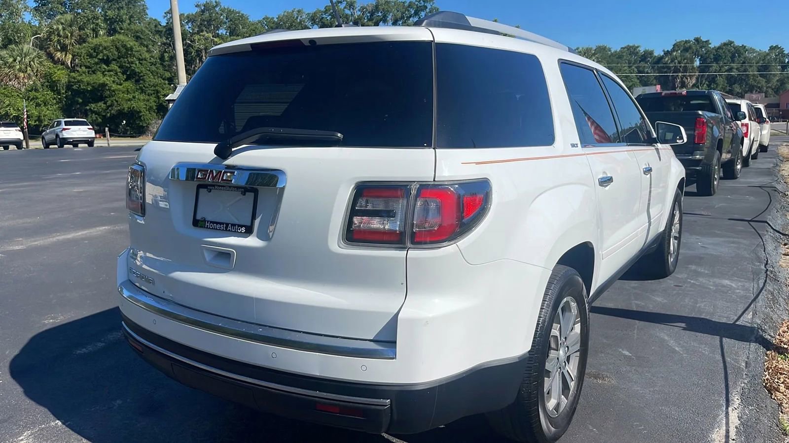 Used 2016 GMC Acadia SLT FWD image 10