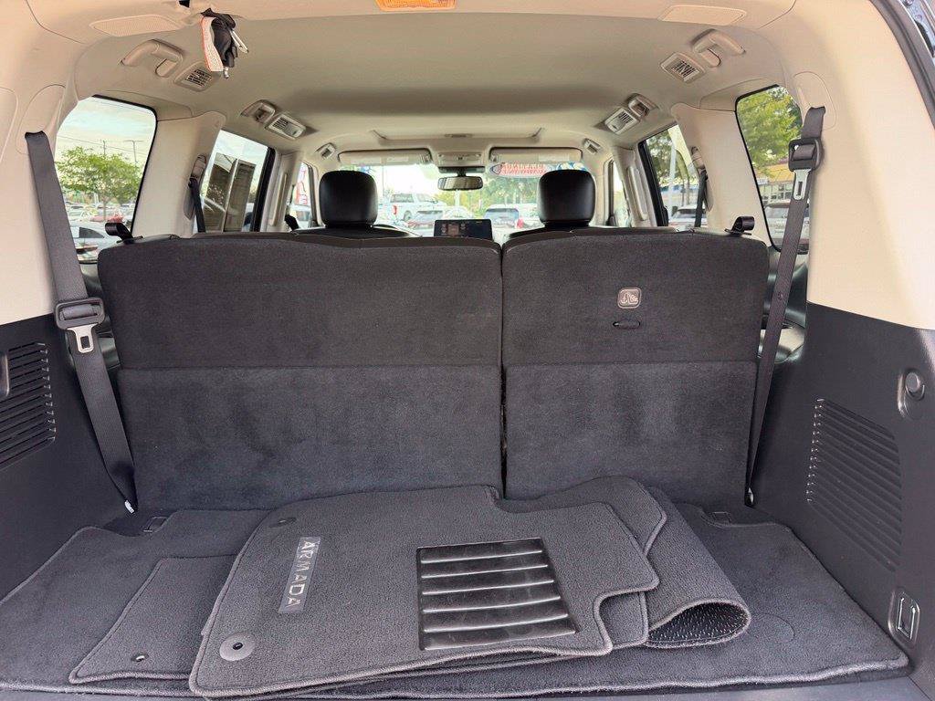 Used 2024 Nissan Armada SL w/ Captain's Chairs Package AWD/4WD image 27