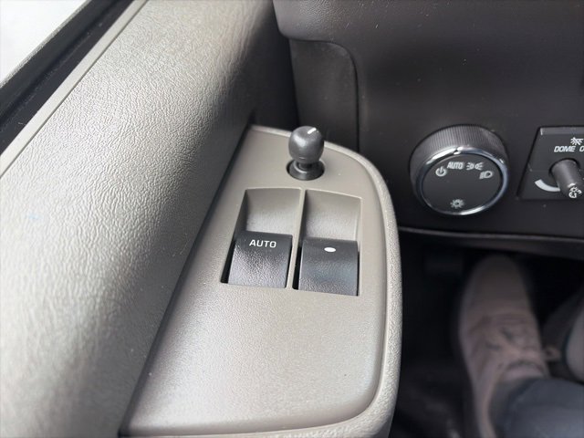 Used 2024 GMC Savana 2500 Work Van w/ Driver Convenience Package image 27