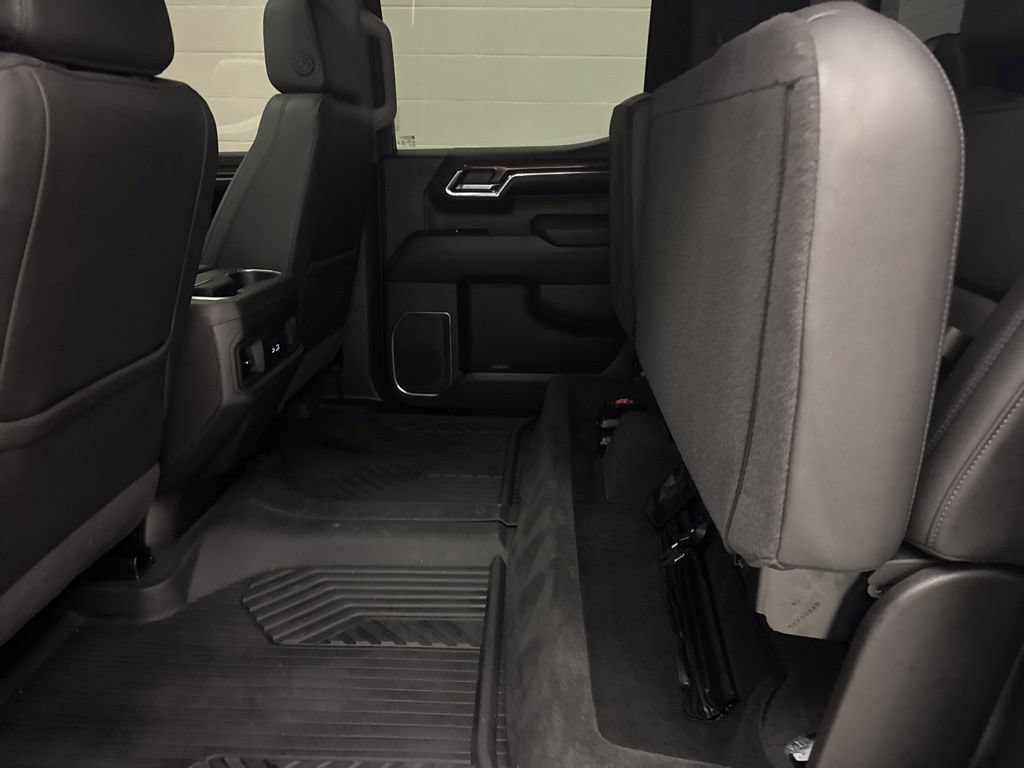 Used 2024 Chevrolet Silverado 1500 LT Trail Boss w/ Convenience Package II AWD/4WD image 45