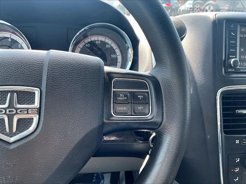 Used 2019 Dodge Grand Caravan SE FWD image 19