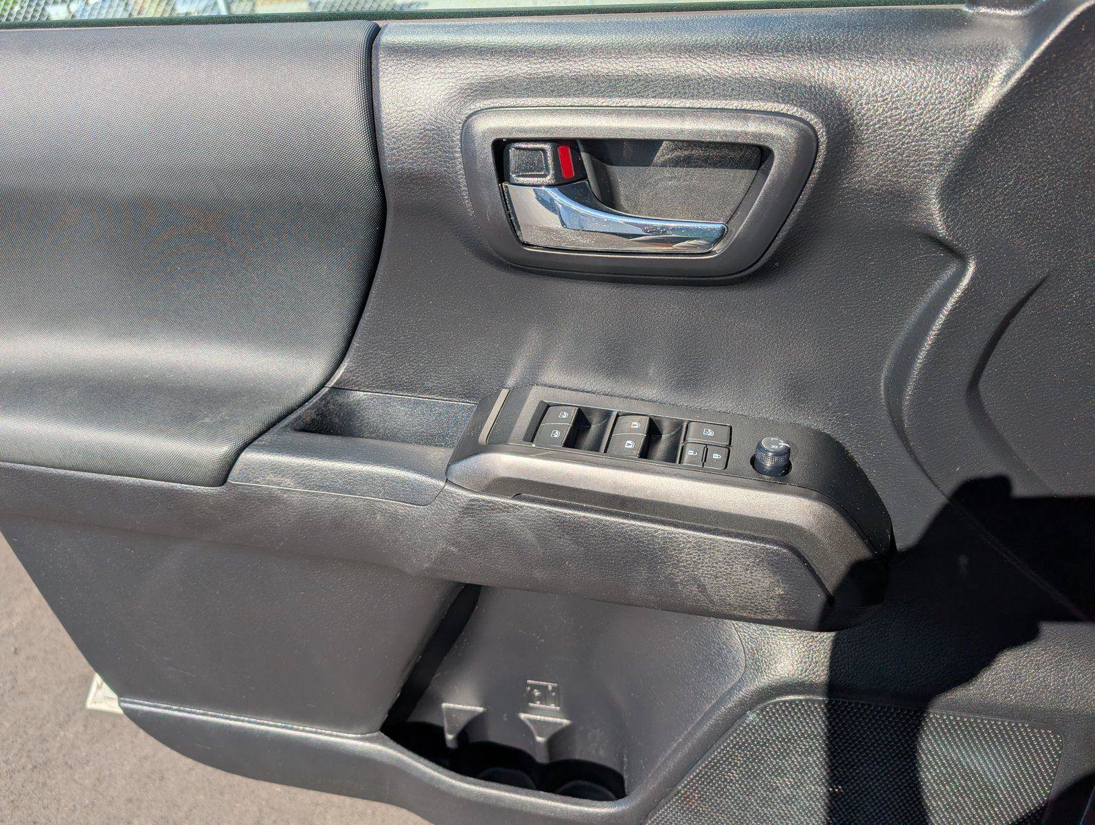 Used 2021 Toyota Tacoma TRD Sport RWD image 14