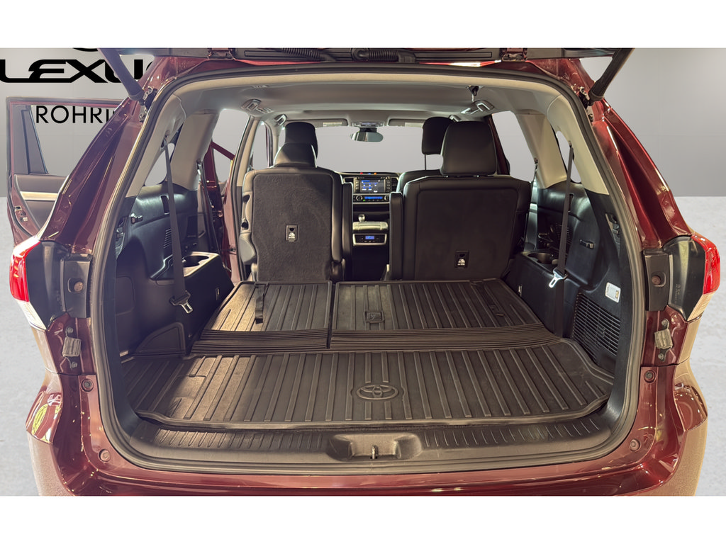 Used 2019 Toyota Highlander XLE AWD/4WD image 21