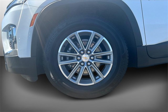Used 2023 Chevrolet Traverse LT image 8
