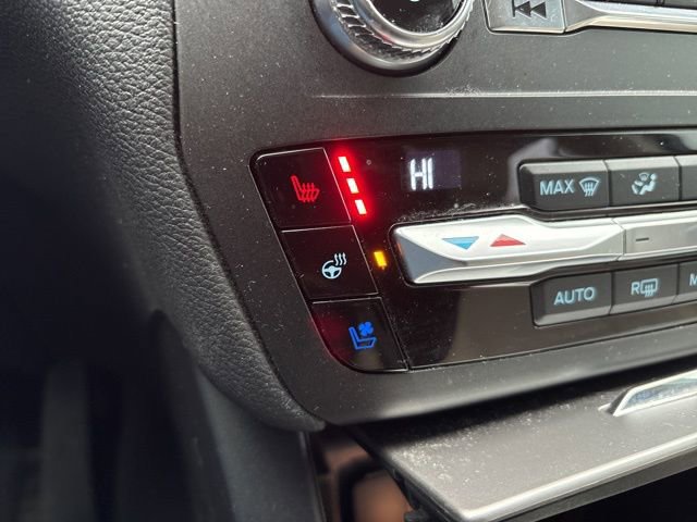 Used 2020 Ford Explorer Limited image 32