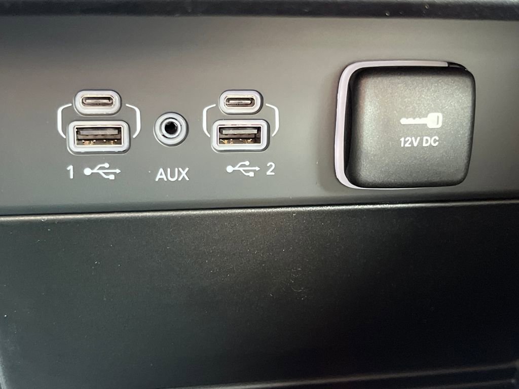 New 2025 Jeep Grand Cherokee Limited w/ Black Appearance Package image 15