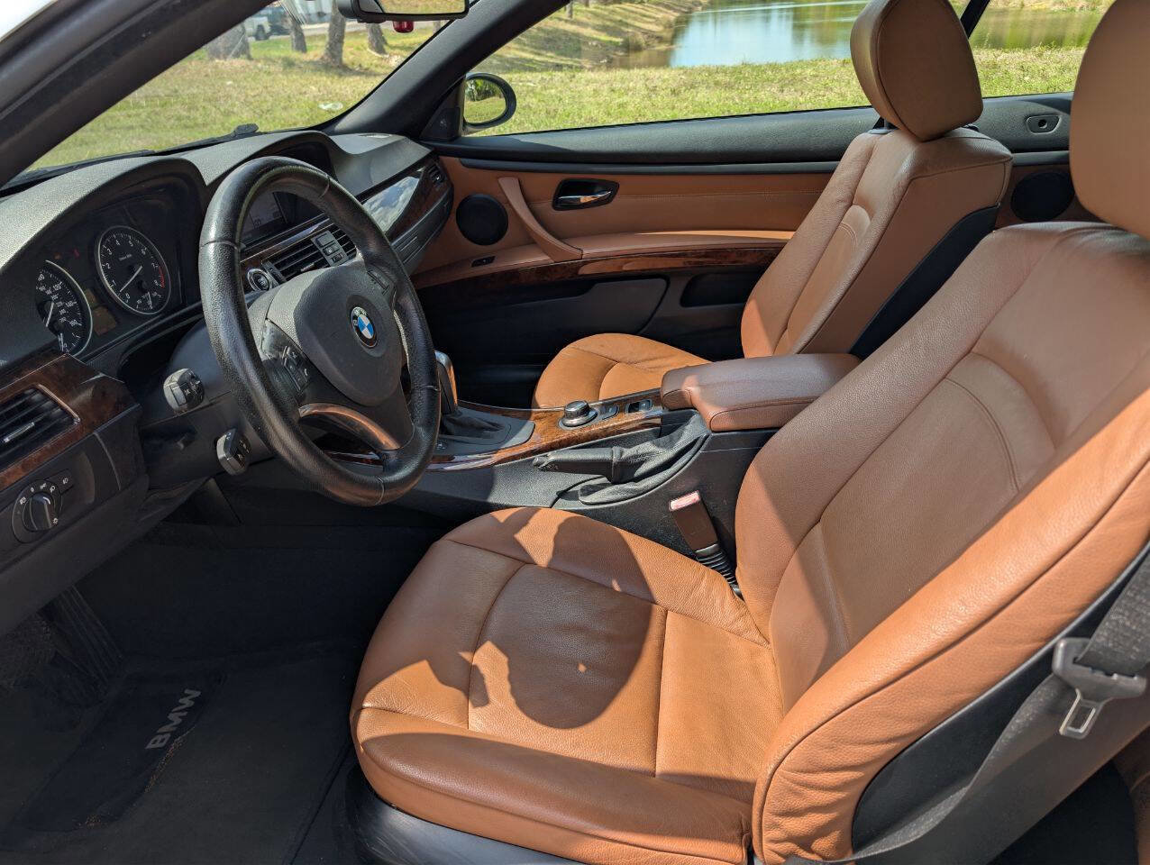 Used 2008 BMW 335i Convertible image 15