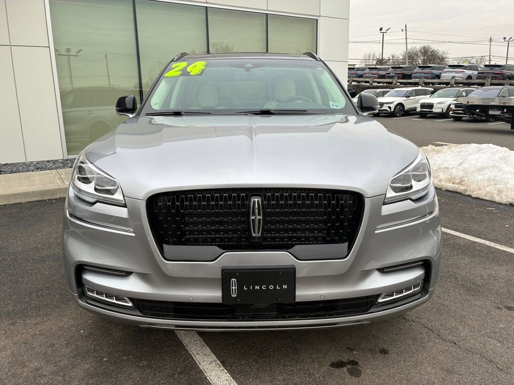 Used 2024 Lincoln Aviator Black Label image 9