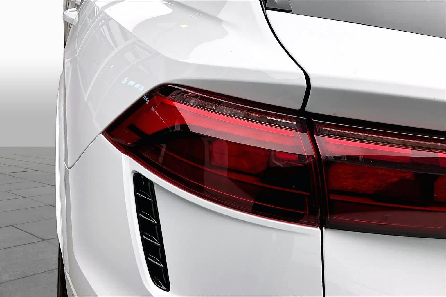 Used 2026 Audi RS Q8 performance AWD/4WD image 27