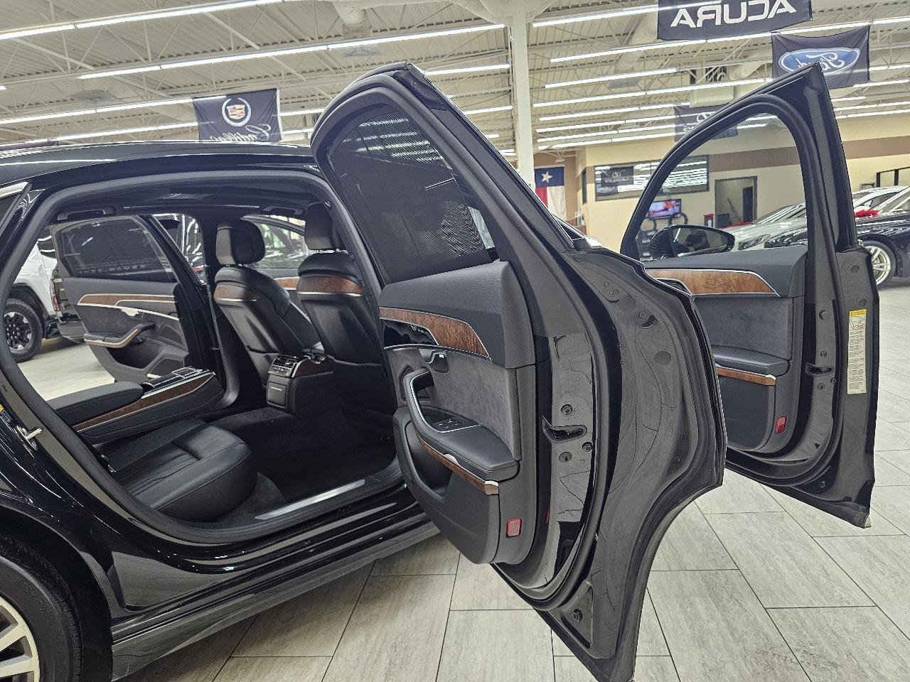 Used 2019 Audi A8 L 3.0T w/ Executive Package AWD/4WD image 15