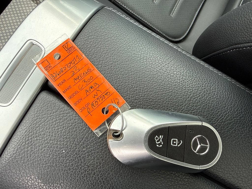 Used 2023 Mercedes-Benz C 300 4MATIC Sedan image 31