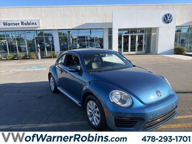 Used 2019 Volkswagen Beetle 2.0T S FWD image 1