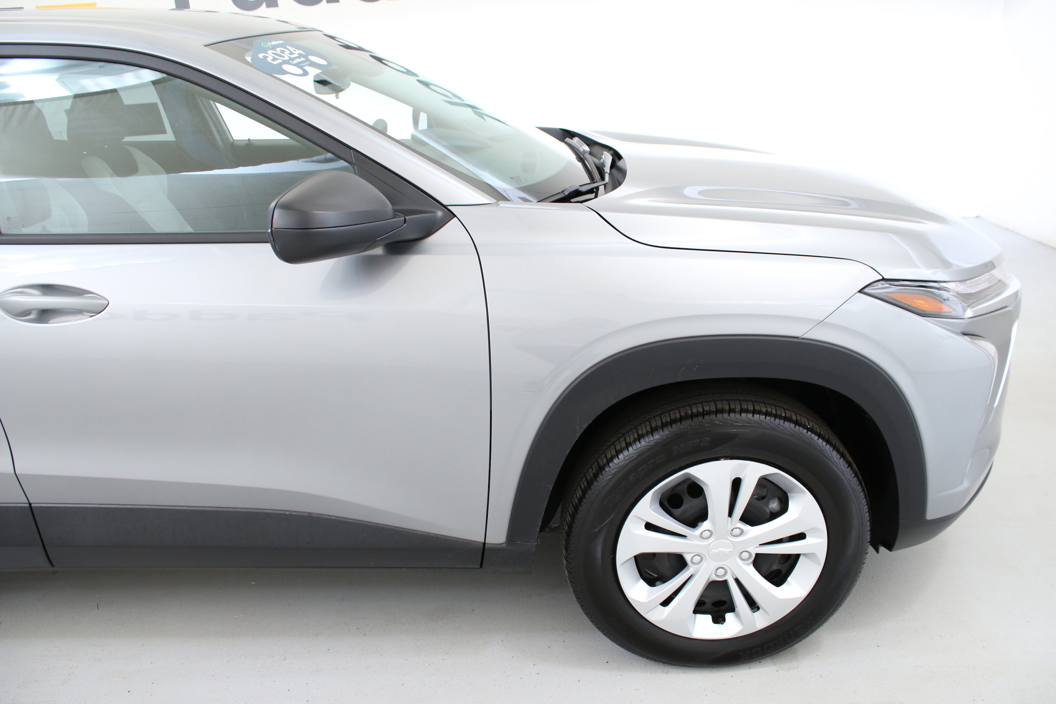 Certified 2024 Chevrolet Trax LS w/ Driver Confidence Package FWD image 7