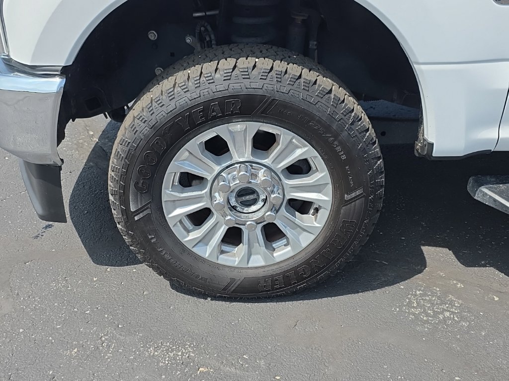 Used 2021 Ford F250 XLT AWD/4WD image 14