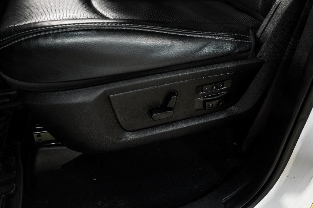 Used 2018 RAM 1500 Laramie AWD/4WD image 27