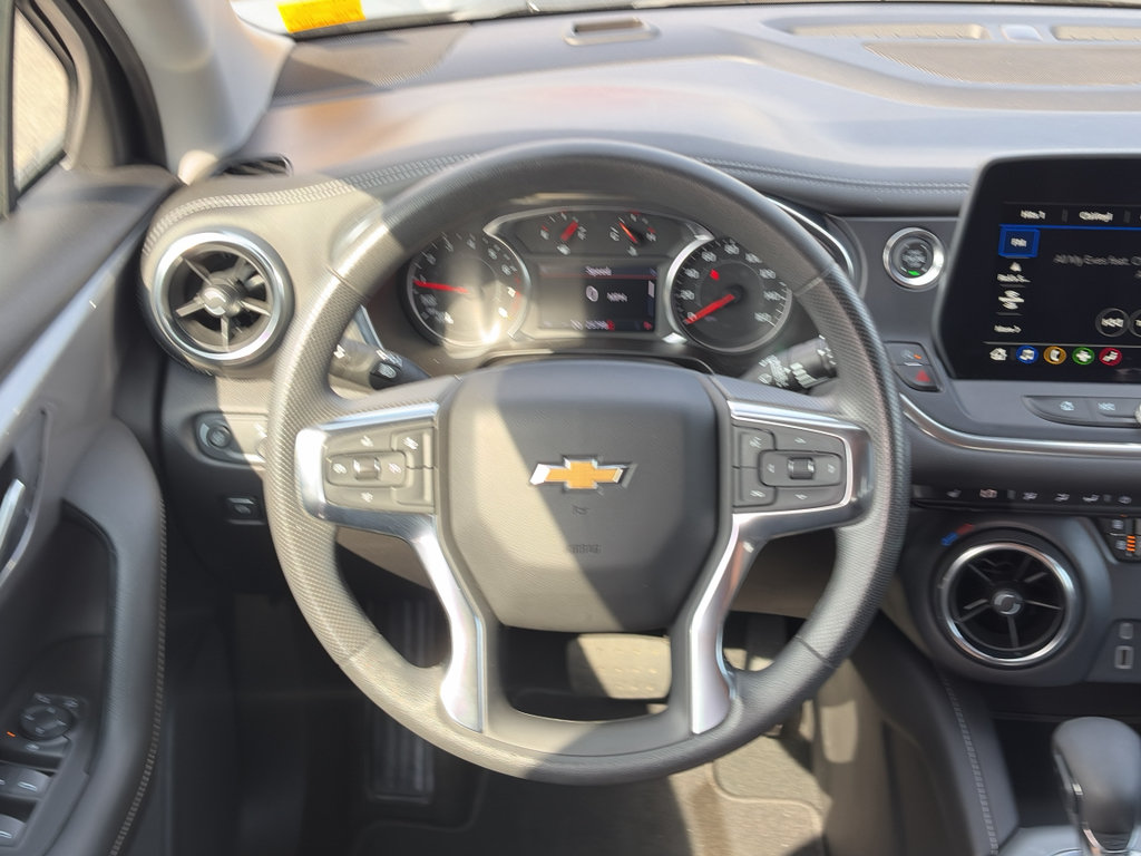 Certified 2025 Chevrolet Blazer LT AWD/4WD image 27