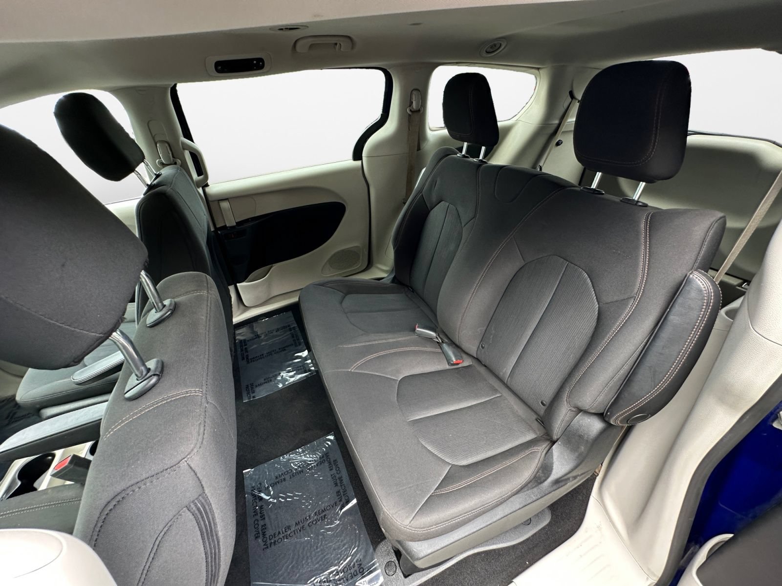Used 2019 Chrysler Pacifica L FWD image 13