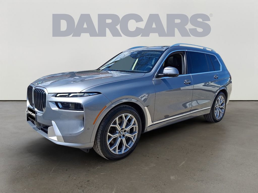 Certified 2025 BMW X7 xDrive40i w/ Premium Package AWD/4WD image 3