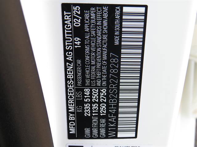 Used 2025 Mercedes-Benz C 300 4MATIC Sedan image 8